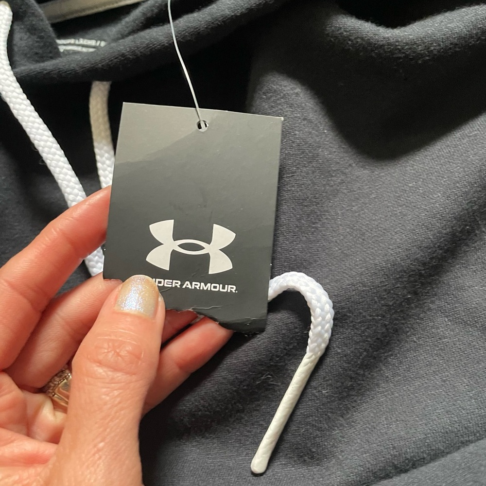 Women’s Cropped Under Armour Cropped Hoodie - Picture 4 of 5